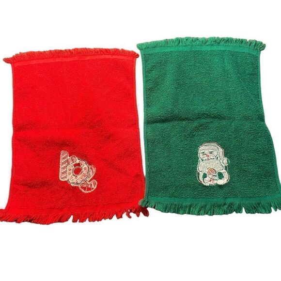 2 Vtg Christmas Embroidered Hand Towels JOY Candy CANE Green Santa Fringe Wreath - Picture 4 of 5